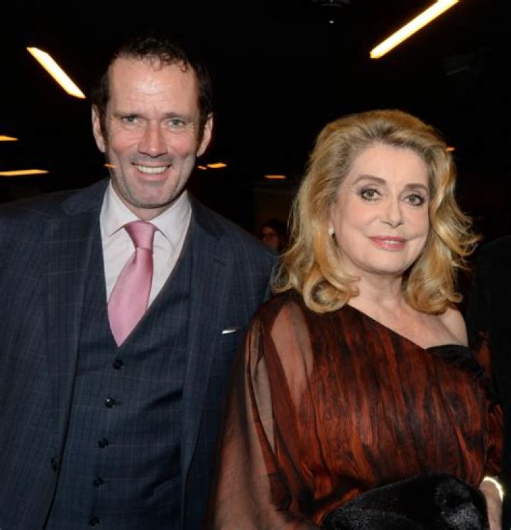 Fils De Catherine Deneuve Et Roger Vadim