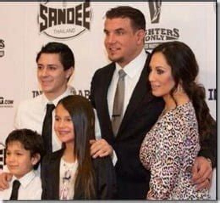 Frank Mir Wife Jennifer Mir Wiki, Biography, Age, Height, Instagram, Job, Background, Net Worth